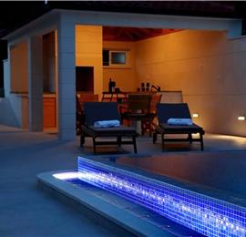 6 Bedroom Beachfront Villa with Heated Pool near Vela Luka on Korcula Island, Sleep 12